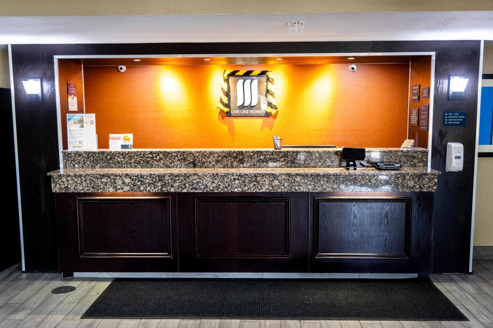 Mainstay Suites Coralville - Iowa City Exterior photo